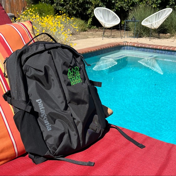 Flash Sale! “And Just like That” AJLT - NEW RARE Patagonia Crew Member Backpack! - Picture 1 of 14